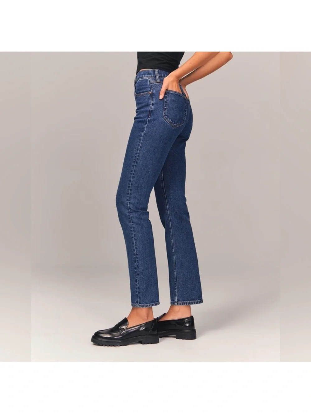 ABERCROMBIE Classic High-Rise Straight Leg Jeans - Dark Blue X-SHORT length